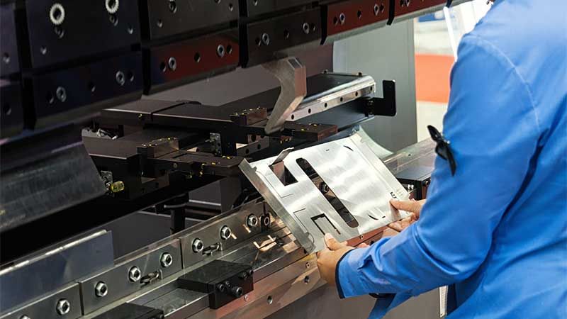 壳牌、美孚、加德士：为引擎提供持久动力与保护